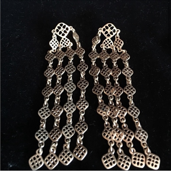 Stella & Dot  Devon Chandelier earrings - Picture 3 of 3